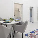 Palazzo38 *