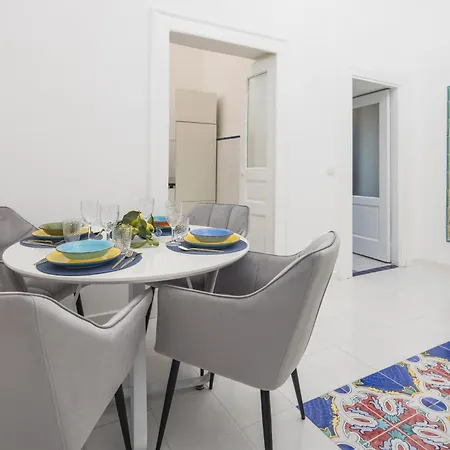 Palazzo38 *